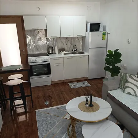 דירה Corner יאיצי
