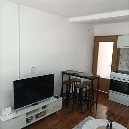 Corner דירה *