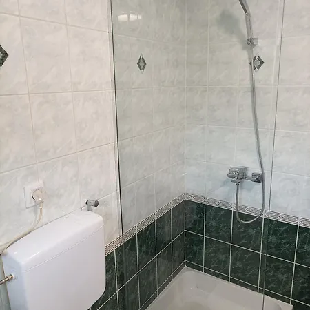 Corner דירה